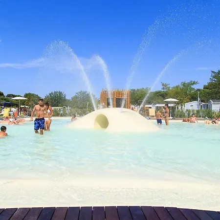 New Campsite In Camping Pineta Sul Mare 营地